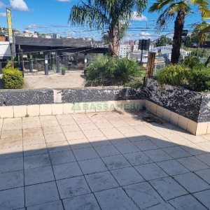 Loja com 800m², no bairro São Pelegrino em Caxias do Sul para Alugar