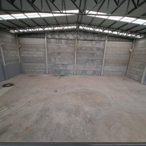 Pavilhão com 552m², no bairro Jardim das Hortências em Caxias do Sul para Alugar