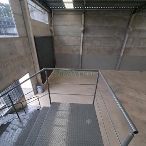 Pavilhão com 552m², no bairro Jardim das Hortências em Caxias do Sul para Alugar