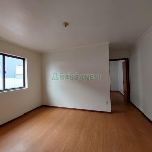 Apartamento com 70m², 2 dormitórios, 1 vaga, no bairro Petrópolis em Caxias do Sul para Alugar