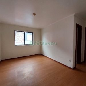 Apartamento com 70m², 2 dormitórios, 1 vaga, no bairro Petrópolis em Caxias do Sul para Alugar