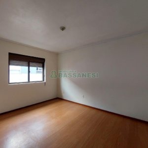 Apartamento com 70m², 2 dormitórios, 1 vaga, no bairro Petrópolis em Caxias do Sul para Alugar