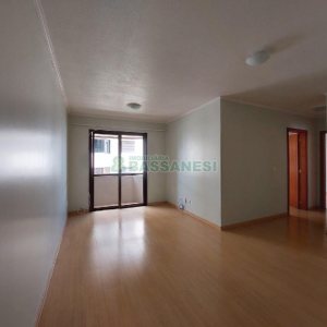 Apartamento com 70m², 2 dormitórios, 1 vaga, no bairro Lourdes em Caxias do Sul para Alugar