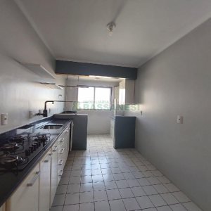 Apartamento com 70m², 2 dormitórios, 1 vaga, no bairro Lourdes em Caxias do Sul para Alugar