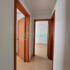 Apartamento com 70m², 2 dormitórios, 1 vaga, no bairro Lourdes em Caxias do Sul para Alugar