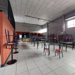 Pavilhão com 670m², no bairro Charqueadas em Caxias do Sul para Alugar