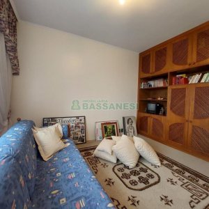 Apartamento com 236m², 4 dormitórios, 4 vagas, no bairro Exposição em Caxias do Sul para Comprar