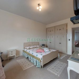 Apartamento com 236m², 4 dormitórios, 4 vagas, no bairro Exposição em Caxias do Sul para Comprar