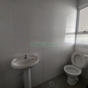 Pavilhão com 350m², no bairro Charqueadas em Caxias do Sul para Alugar