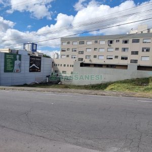 Terreno com 1476m², no bairro São Pelegrino em Caxias do Sul para Comprar