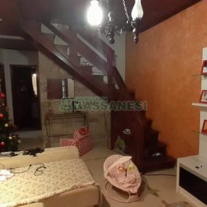 Casa com 159m², 3 dormitórios, 2 vagas, no bairro Desvio Rizzo em Caxias do Sul para Comprar