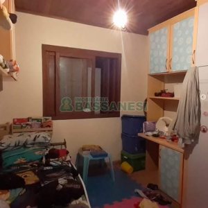 Casa com 159m², 3 dormitórios, 2 vagas, no bairro Desvio Rizzo em Caxias do Sul para Comprar