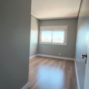 Apartamento com 188m², 3 dormitórios, 1 vaga, no bairro Jardim América em Caxias do Sul para Comprar