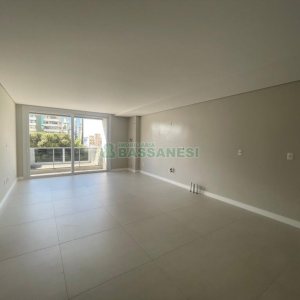 Apartamento com 100m², 2 dormitórios, 1 vaga, no bairro São Pelegrino em Caxias do Sul para Comprar