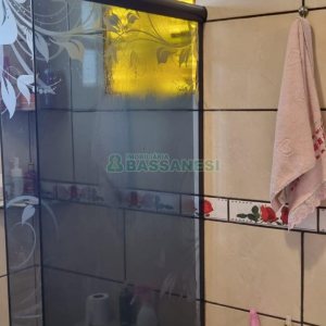 Casa com 59m², 2 dormitórios, no bairro São Caetano em Caxias do Sul para Comprar