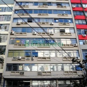 Sala com 65m², no bairro Centro em Caxias do Sul para Alugar