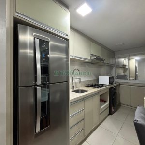 Apartamento com 58m², 2 dormitórios, 1 vaga, no bairro Vinhedos em Caxias do Sul para Alugar