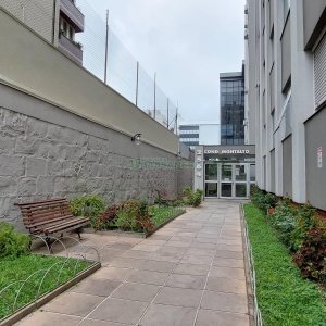 Apto Mobiliado com 70m², 2 dormitórios, no bairro São Pelegrino em Caxias do Sul para Alugar