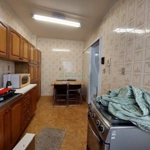 Apto Mobiliado com 70m², 2 dormitórios, no bairro São Pelegrino em Caxias do Sul para Alugar