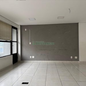 Sala com 85m², no bairro Centro em Caxias do Sul para Alugar