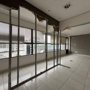Sala com 85m², no bairro Centro em Caxias do Sul para Alugar
