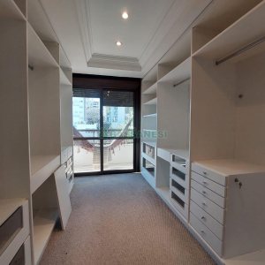 Apto Mobiliado com 179m², 3 dormitórios, 2 vagas, no bairro Madureira em Caxias do Sul para Alugar