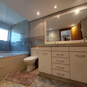 Apto Mobiliado com 179m², 3 dormitórios, 2 vagas, no bairro Madureira em Caxias do Sul para Alugar