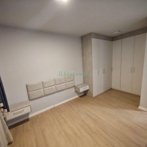 Apartamento com 63m², 2 dormitórios, 2 vagas, no bairro São Pelegrino em Caxias do Sul para Comprar