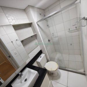 Apartamento com 63m², 2 dormitórios, 2 vagas, no bairro São Pelegrino em Caxias do Sul para Comprar