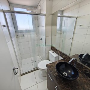 Apartamento com 63m², 2 dormitórios, 2 vagas, no bairro São Pelegrino em Caxias do Sul para Comprar