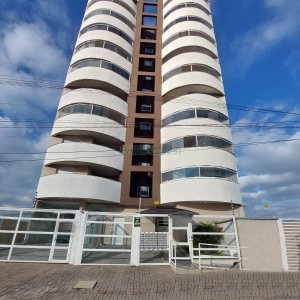 Apartamento com 56m², 2 dormitórios, 1 vaga, no bairro Pioneiro em Caxias do Sul para Alugar