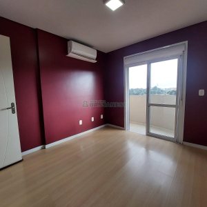 Apartamento com 56m², 2 dormitórios, 1 vaga, no bairro Pioneiro em Caxias do Sul para Alugar