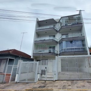 Kitinete com 34m², no bairro Rio Branco em Caxias do Sul para Alugar