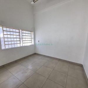 Loja com 120m², no bairro Exposição em Caxias do Sul para Alugar