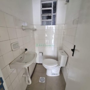 Loja com 120m², no bairro Exposição em Caxias do Sul para Alugar