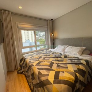 Apartamento com 83m², 2 dormitórios, 2 vagas, no bairro Vinhedos em Caxias do Sul para Comprar