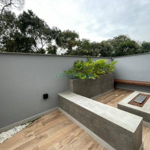 Apartamento com 83m², 2 dormitórios, 2 vagas, no bairro Vinhedos em Caxias do Sul para Comprar