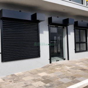 Loja com 120m², 3 vagas, no bairro Pio X em Caxias do Sul para Alugar