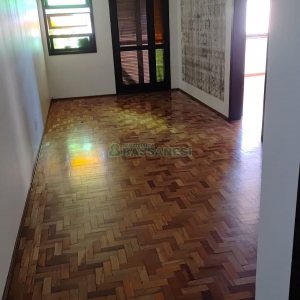 Apartamento com 84m², 2 dormitórios, 1 vaga, no bairro De Lazzer em Caxias do Sul para Comprar