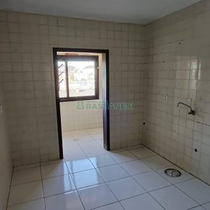 Apartamento com 84m², 2 dormitórios, 1 vaga, no bairro De Lazzer em Caxias do Sul para Comprar