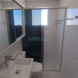 Apartamento com 82m², 2 dormitórios, 2 vagas, no bairro Villagio Iguatemi em Caxias do Sul para Comprar