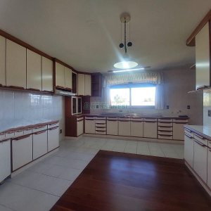 Casa Comercial com 270m², 3 dormitórios, 3 vagas, no bairro Santa Catarina em Caxias do Sul para Alugar