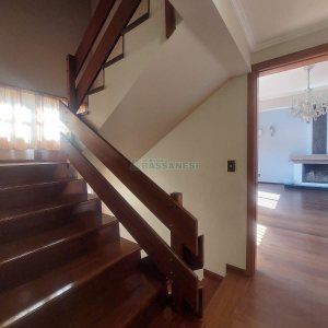 Casa Comercial com 270m², 3 dormitórios, 3 vagas, no bairro Santa Catarina em Caxias do Sul para Alugar