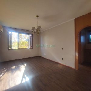 Casa Comercial com 270m², 3 dormitórios, 3 vagas, no bairro Santa Catarina em Caxias do Sul para Alugar