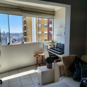Apartamento com 94m², 3 dormitórios, 2 vagas, no bairro Rio Branco em Caxias do Sul para Comprar