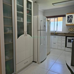 Apartamento com 94m², 3 dormitórios, 2 vagas, no bairro Rio Branco em Caxias do Sul para Comprar