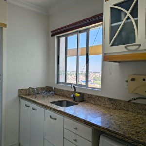 Apartamento com 94m², 3 dormitórios, 2 vagas, no bairro Rio Branco em Caxias do Sul para Comprar