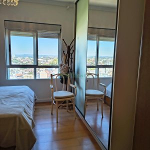Apartamento com 94m², 3 dormitórios, 2 vagas, no bairro Rio Branco em Caxias do Sul para Comprar