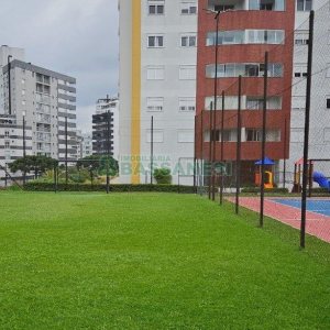 Apartamento com 94m², 3 dormitórios, 2 vagas, no bairro Rio Branco em Caxias do Sul para Comprar