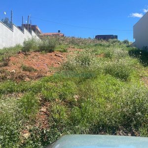 Terreno com 360m², no bairro Monte Bérico em Caxias do Sul para Comprar